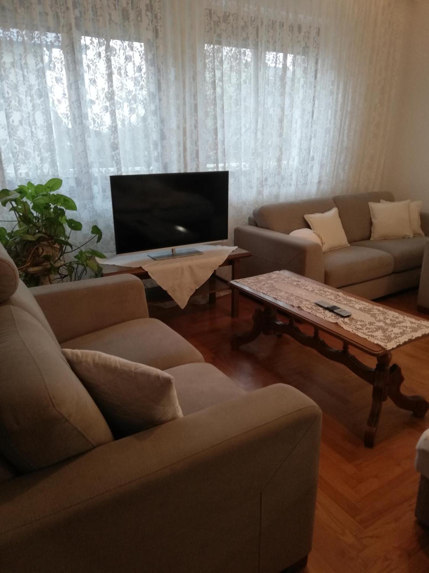 Viragos Vendeghaz Balatonfuered Apartment Екстериор снимка